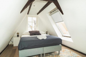 De Achterkamer, a Tiny Attic on the Herengracht